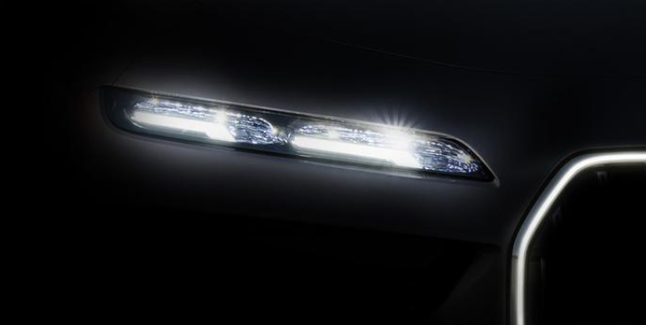 续航600km+31英寸巨屏 宝马全新i7或14日首发