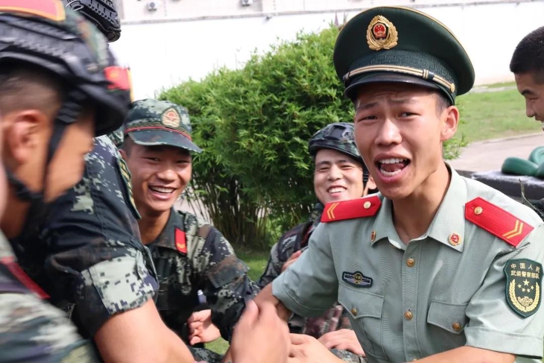 1次立功，14次嘉奖！这16个“学霸军人”，全来自北京同一所985