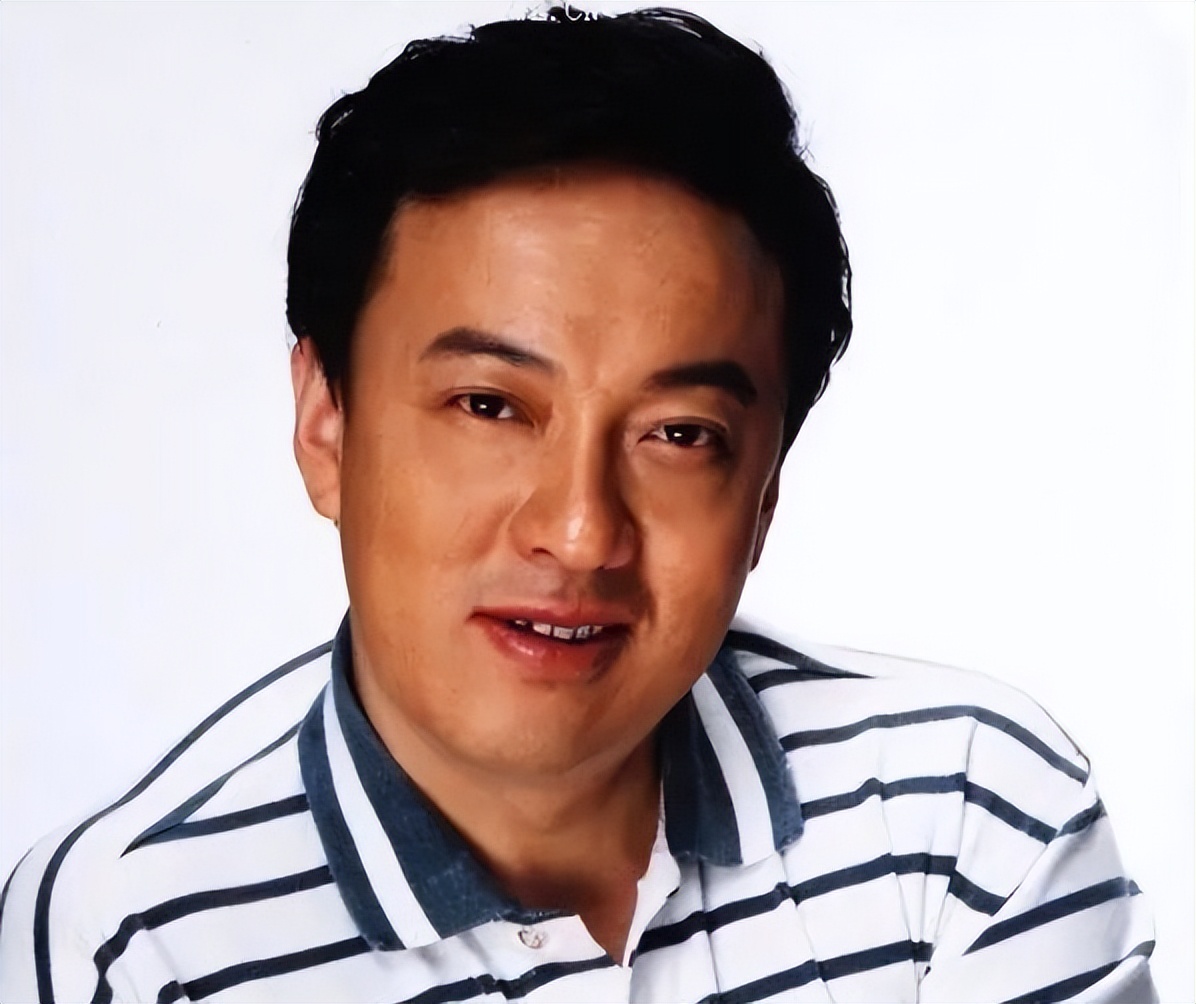 不仅名气大，军衔也高到吓人！这12个明星，个个一身正气堪称清流