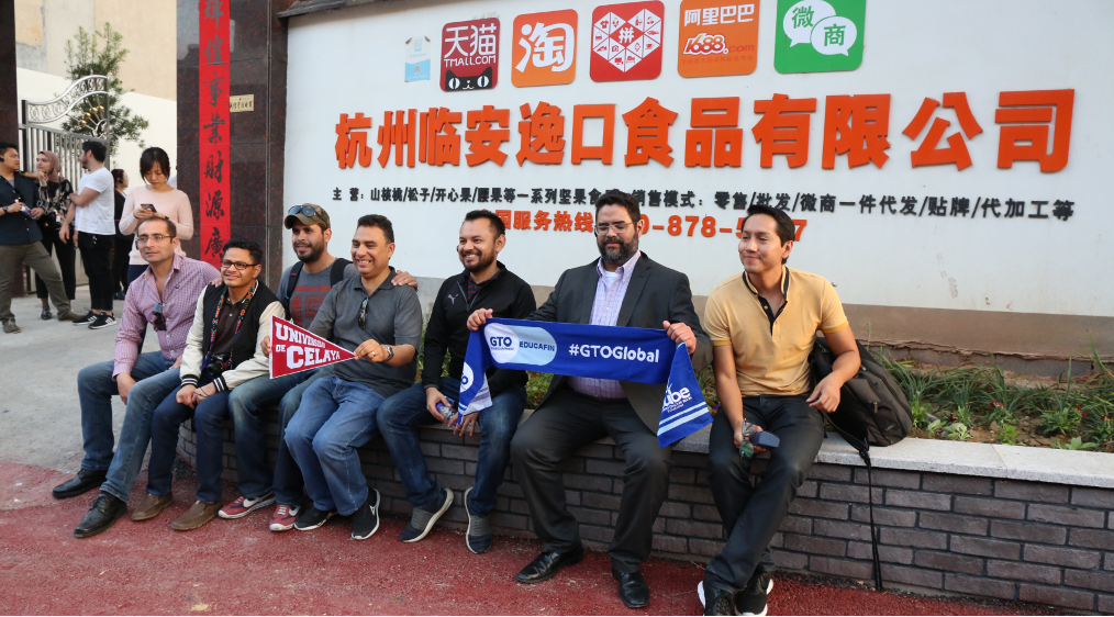 墨西哥富二代来中国取经后，逃离村寨的年轻人都回来了