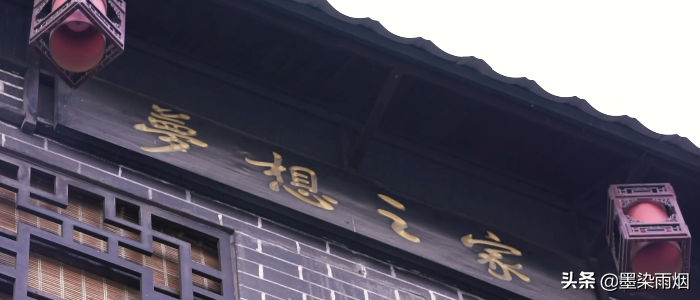东北体育老师半生未婚，却被120个孩子叫爸爸，媒体跟踪报道12年