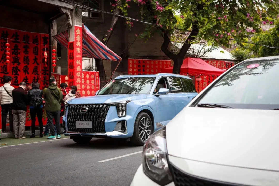 全新第二代GS8变革不止于大,百公里油耗不到6L