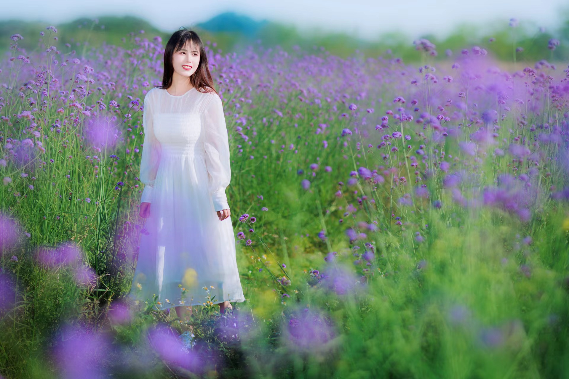 拍照技巧：馬鞭花人像這樣拍真的美，你不會(huì)還不知道吧？