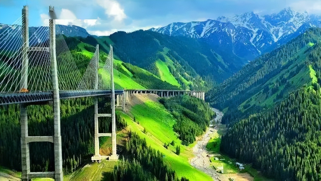 媲美瑞士，不输北海道，800公里风景长廊，每走一步都似仙境