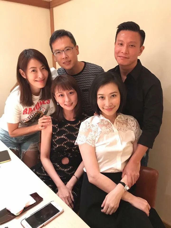 李蒨蓉、贾永婕，台北贵妇的两种打开方式…