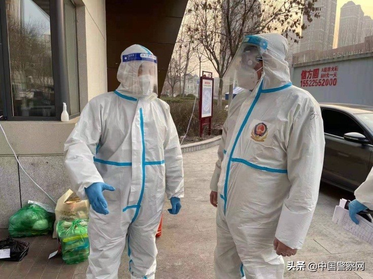 【抗疫一线】逆风迎战 聚力前行——天津公安出入境民警奋战抗疫一线