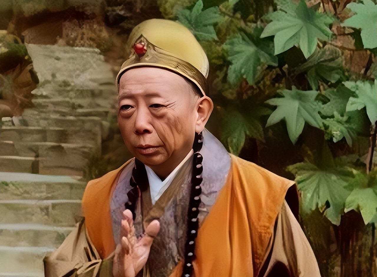 金池长老就一凡人,为什么却活了270岁,你看他每晚都是谁伺候?