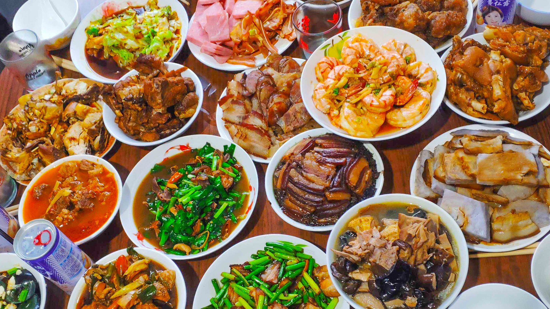 传统年夜饭12道菜,8热4凉有讲究,每一道都独特寓意,春节必备