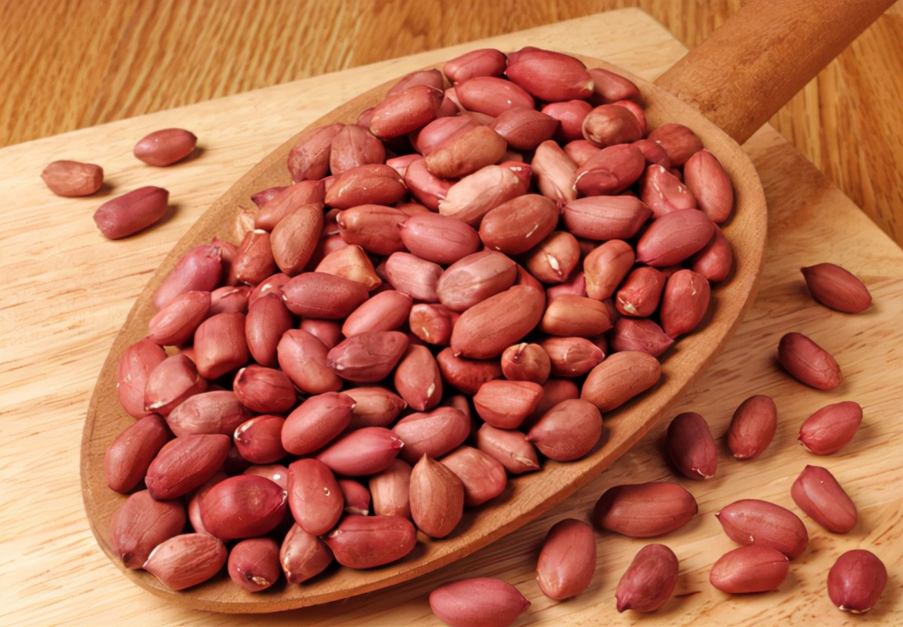 吃生花生和吃熟花生，有什么区别？都对身体有哪些好处？不妨看看