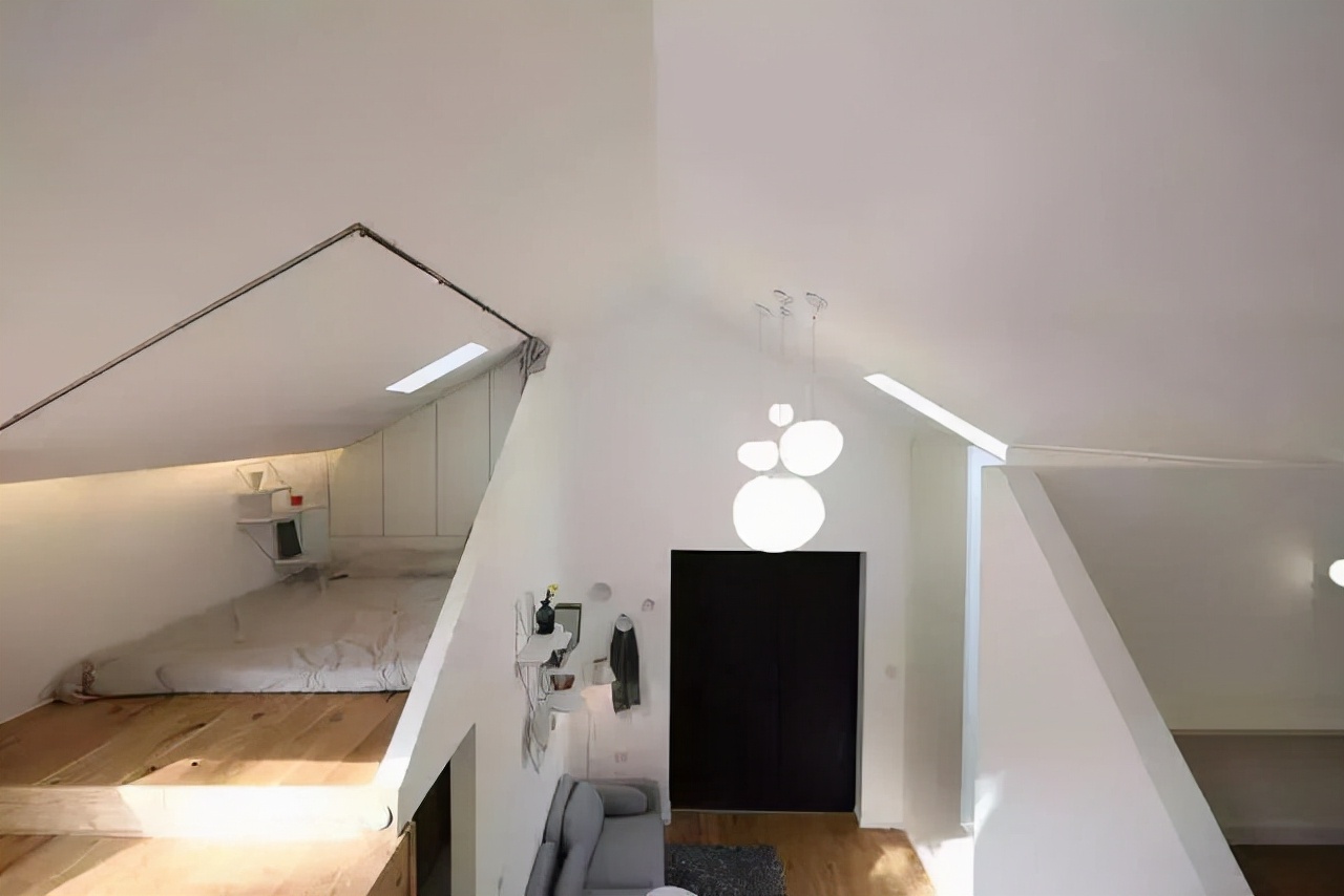 28平loft简陋小蜗居，爆改后变成北欧洋房，美得像度假屋
