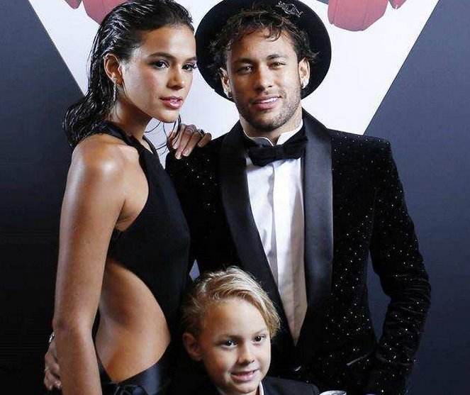 内马尔身高臂展(内马尔身高) - 三甲体育