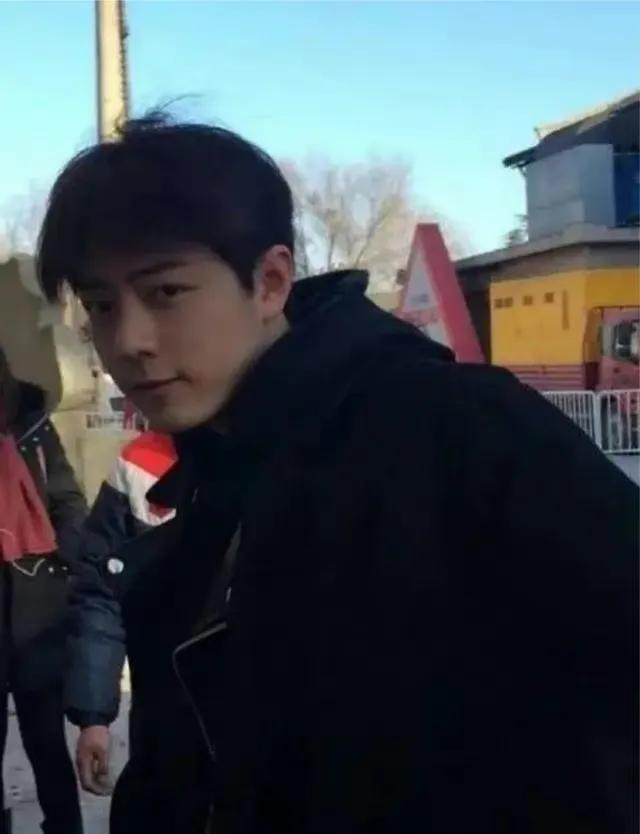 “倒霉顶流”肖战：从神坛跌落谷底，为何又能顶着压力重回巅峰？