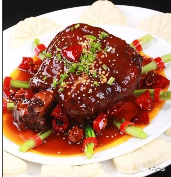 蹄膀的做法大全（猪肘子的12种特色做法分享）