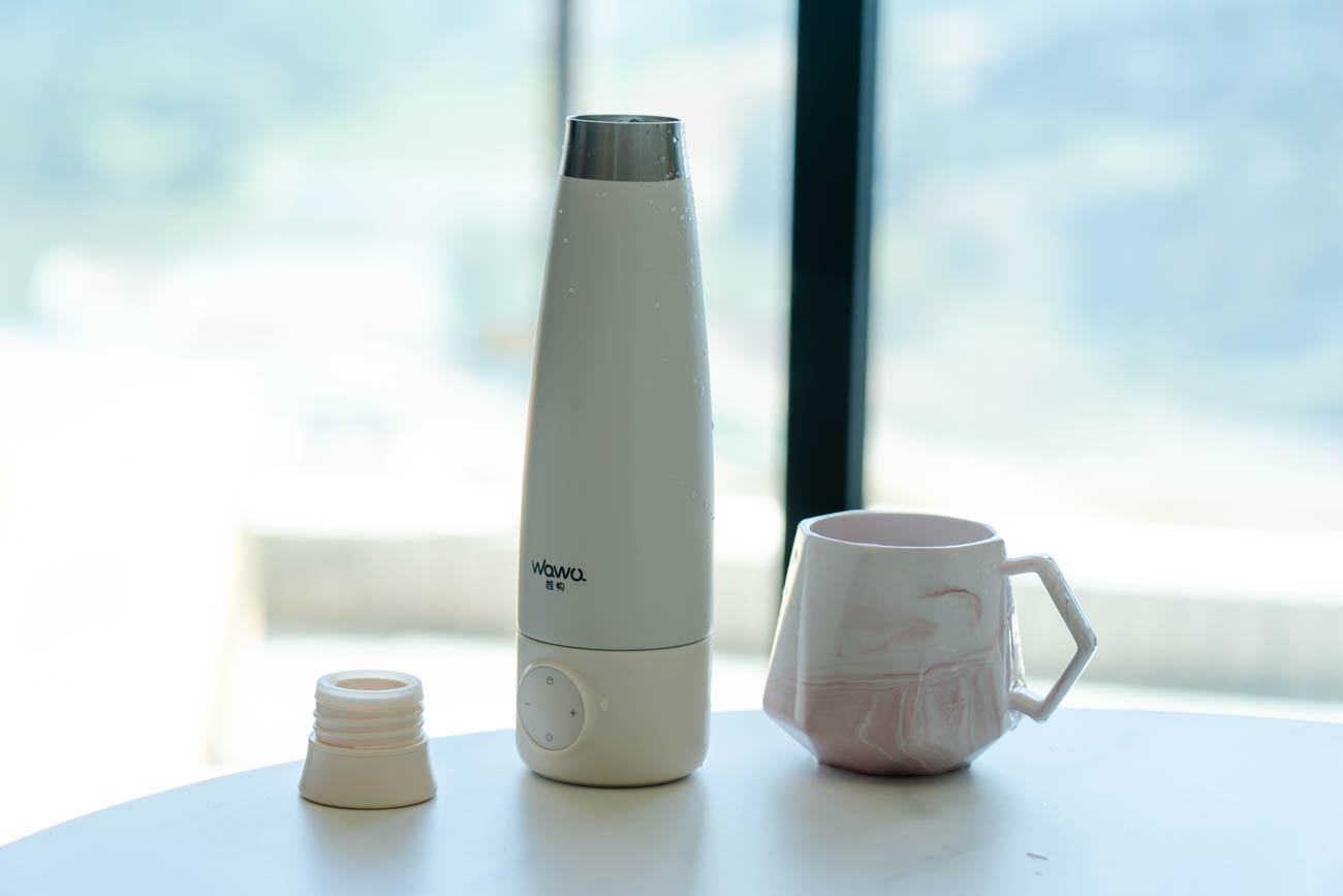 娃物无线恒温水杯评测真无线精准加热随时随地给宝宝泡奶