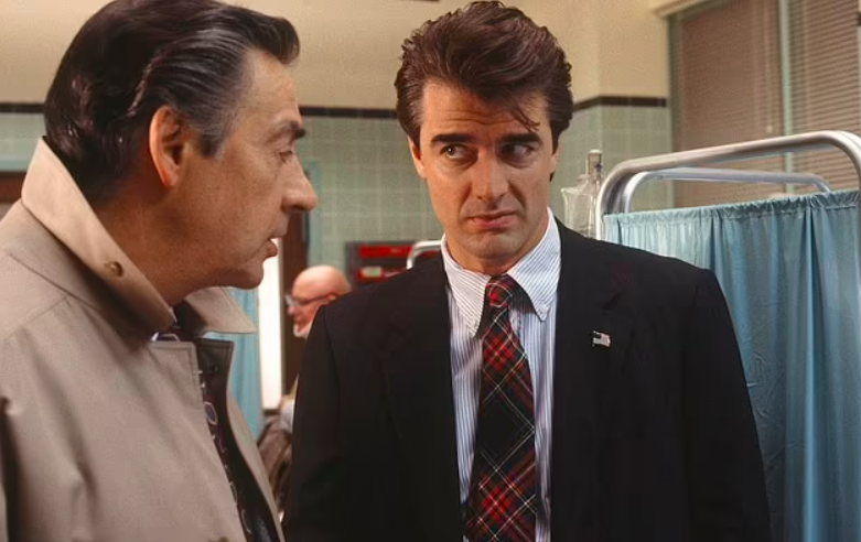 美国万人迷男星被多名女性指控性侵！家暴模特女友，30年恶行