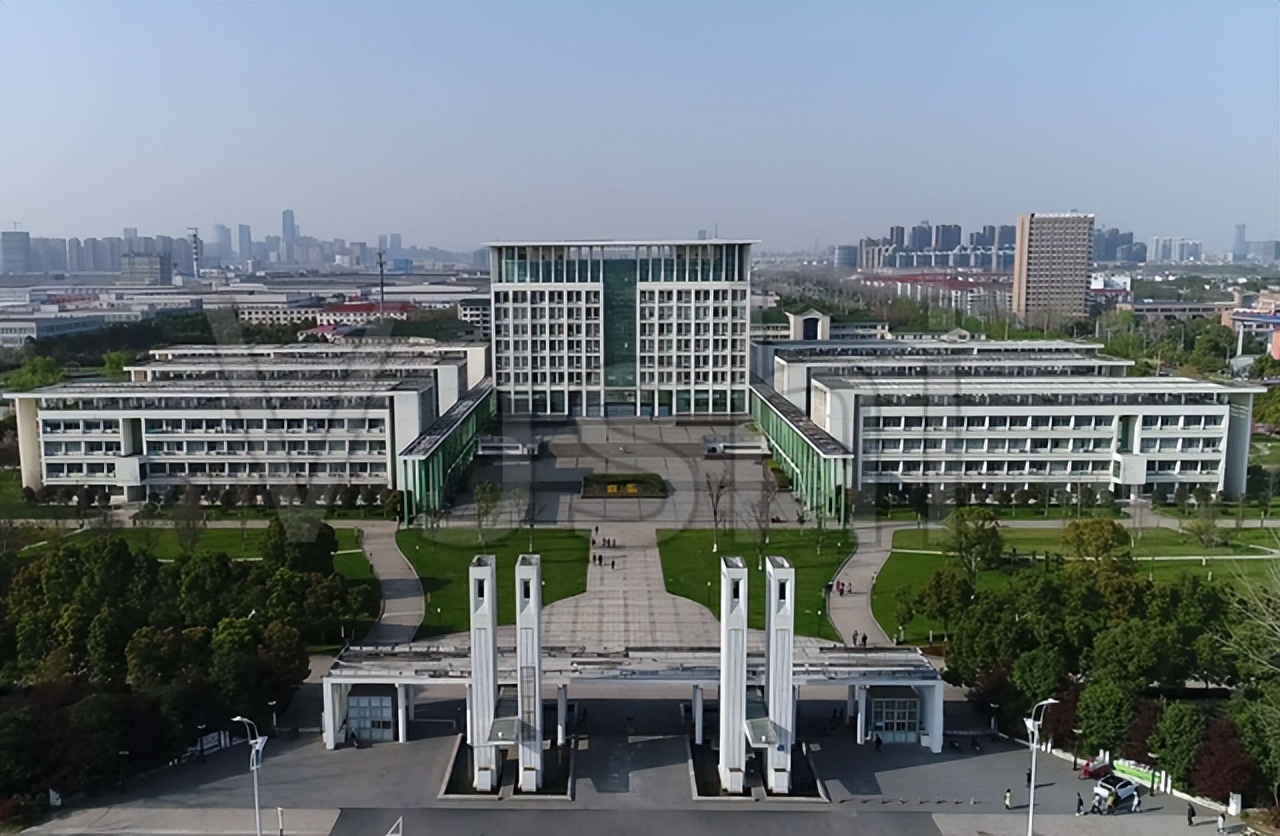 2022安徽高校排名公布！中科大一枝独秀，合肥工业大学苦苦追赶