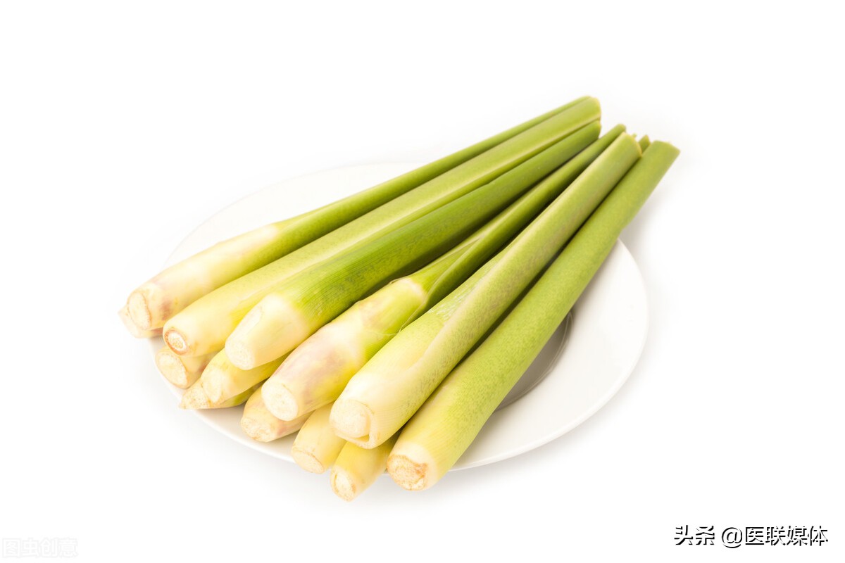 這5種蔬菜建議焯水後再吃，為了家人健康，別再圖省事了