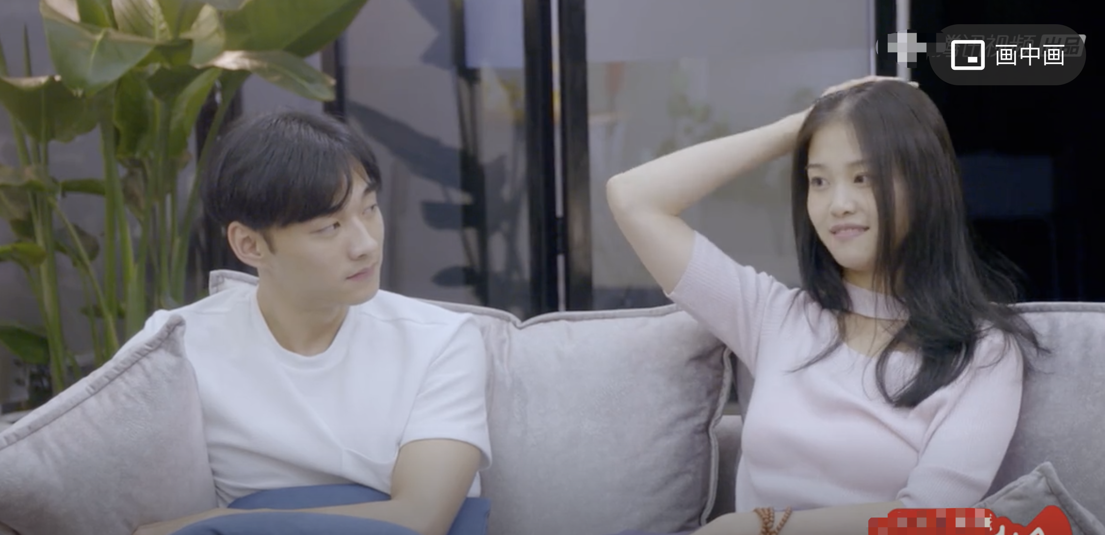 《心动的信号1》李君婕为何一直撩头发？二刷才看懂她最自卑