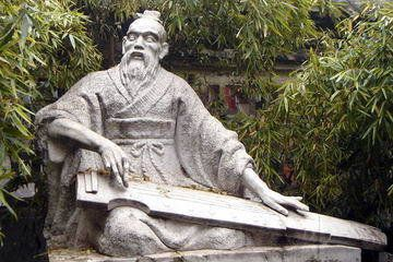 中国古代著名的八大名曲，尤其是蔡文姬的曲子，让人不禁伤感