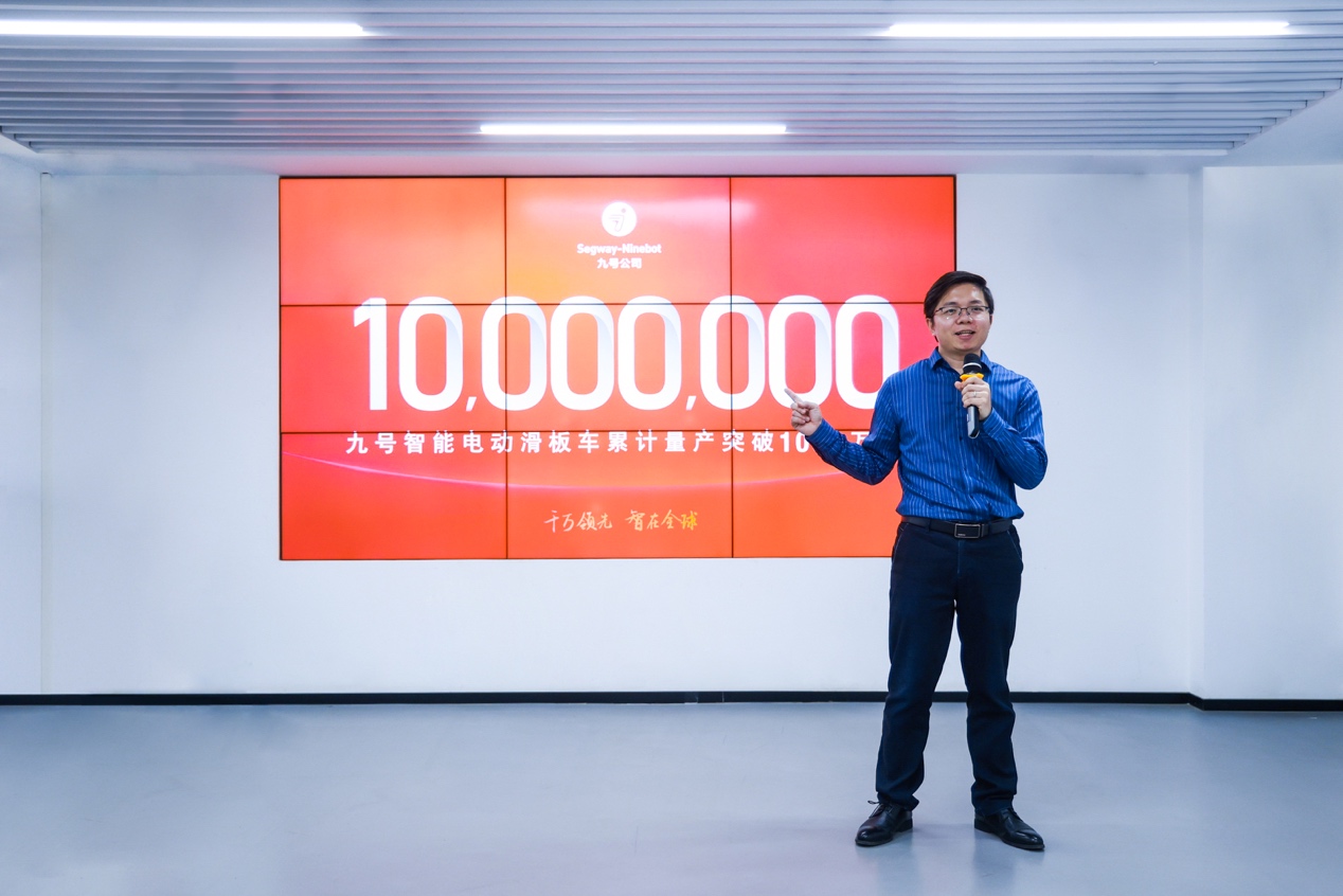 电动滑板车哪个牌子的质量好（电动滑板车中的性能怪兽）