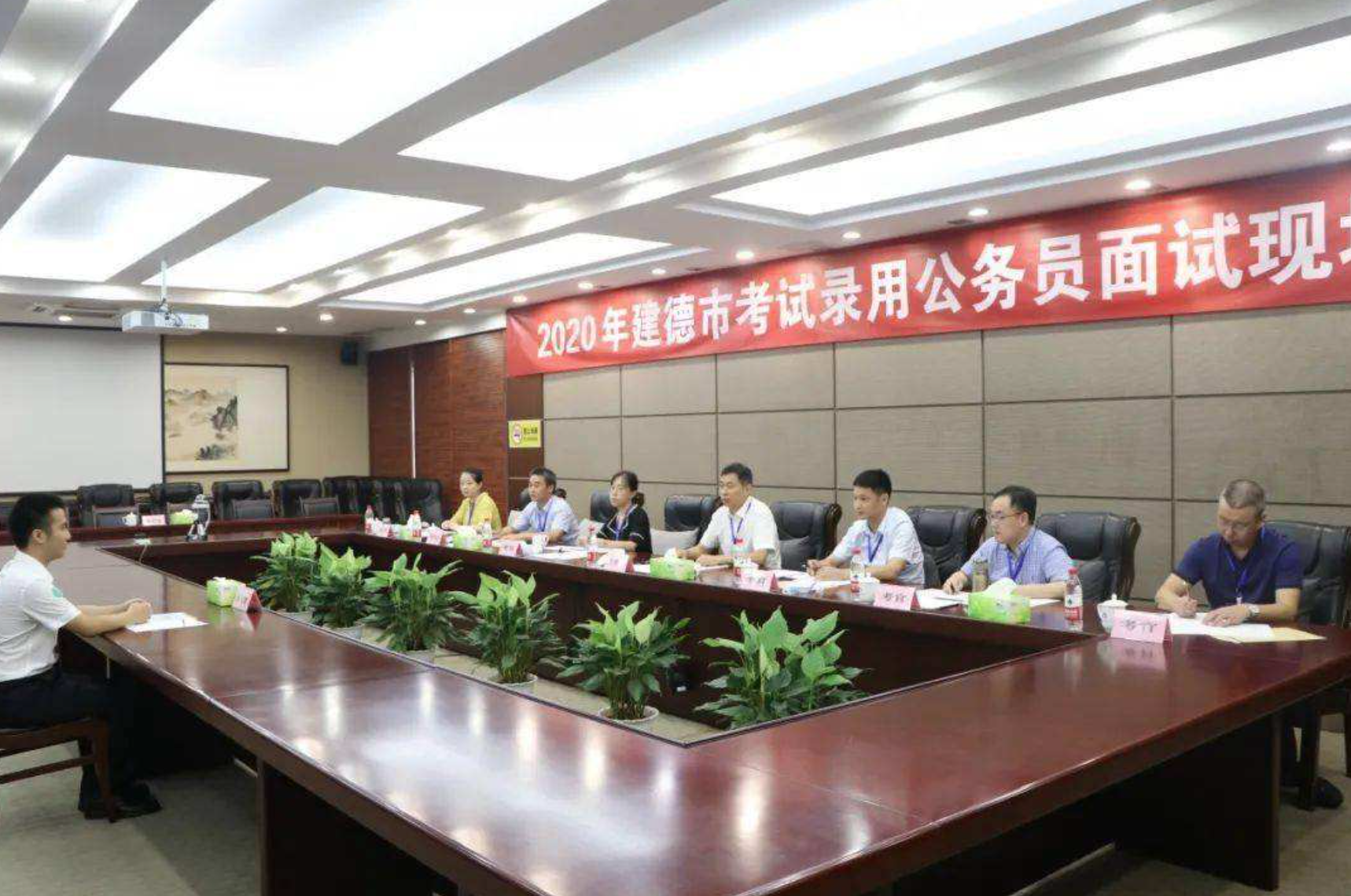 价值几万的“公务员”培训班，到底有没有用？听听过来人怎么说