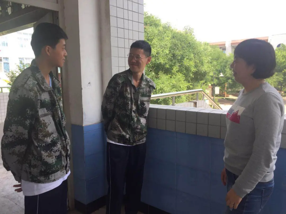 中职班主任寄语：与学生谈心