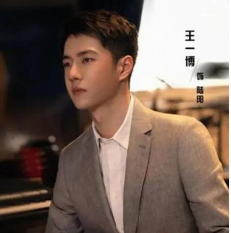 这部影片云集三大顶流明星，并有众多青年明星加盟，有喜欢的吗？