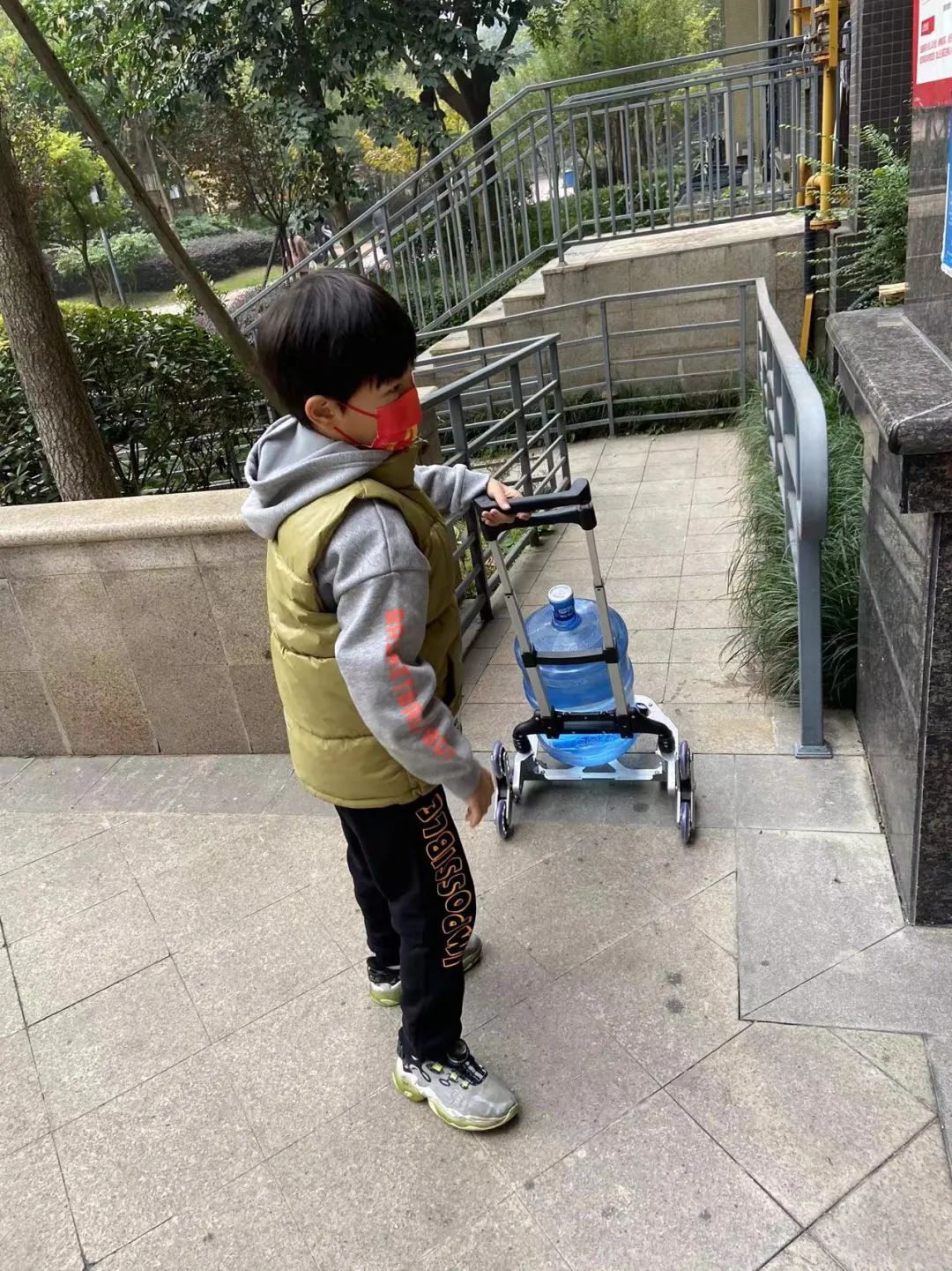家庭小能手 劳动来创造｜双流区实验小学外国语学校践行劳动教育