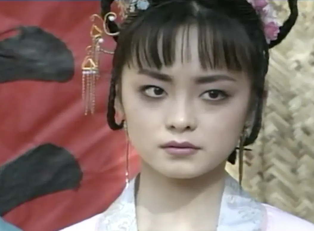 《白眉大侠》27年，10位演员境况差别巨大，男4号已成一线明星