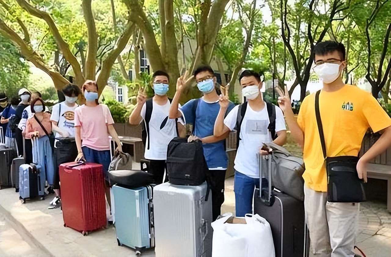 暑假倒计时！上海市大中小学暑假时间出炉，家长：还没开学呢