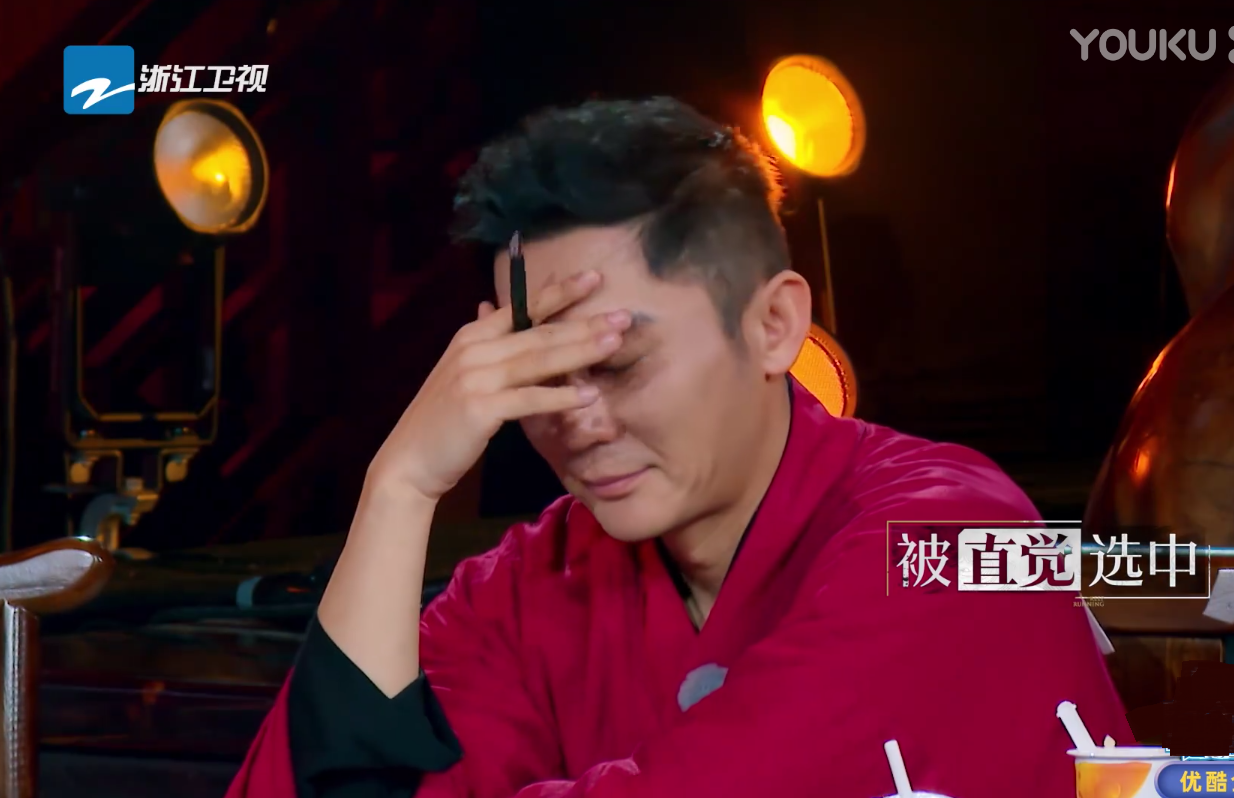 综艺榜热度第一！《奔跑吧》白鹿神吐槽，王菊凭直觉，李晨很无奈