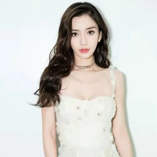 baby新戏再度被曝滥用替身,不思进取的杨颖,离婚后也没有事业心