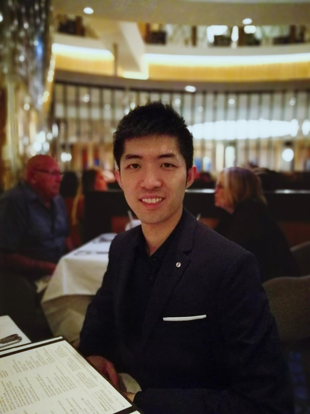 华人科学家研发超细硅纳米线阵列合成工艺，可用于光电子学等领域