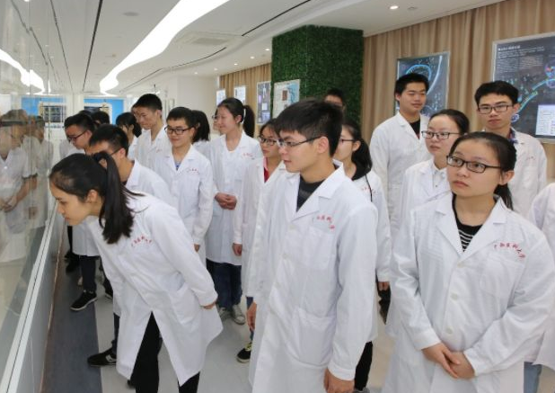 二本医学院（性价比高的医学院）