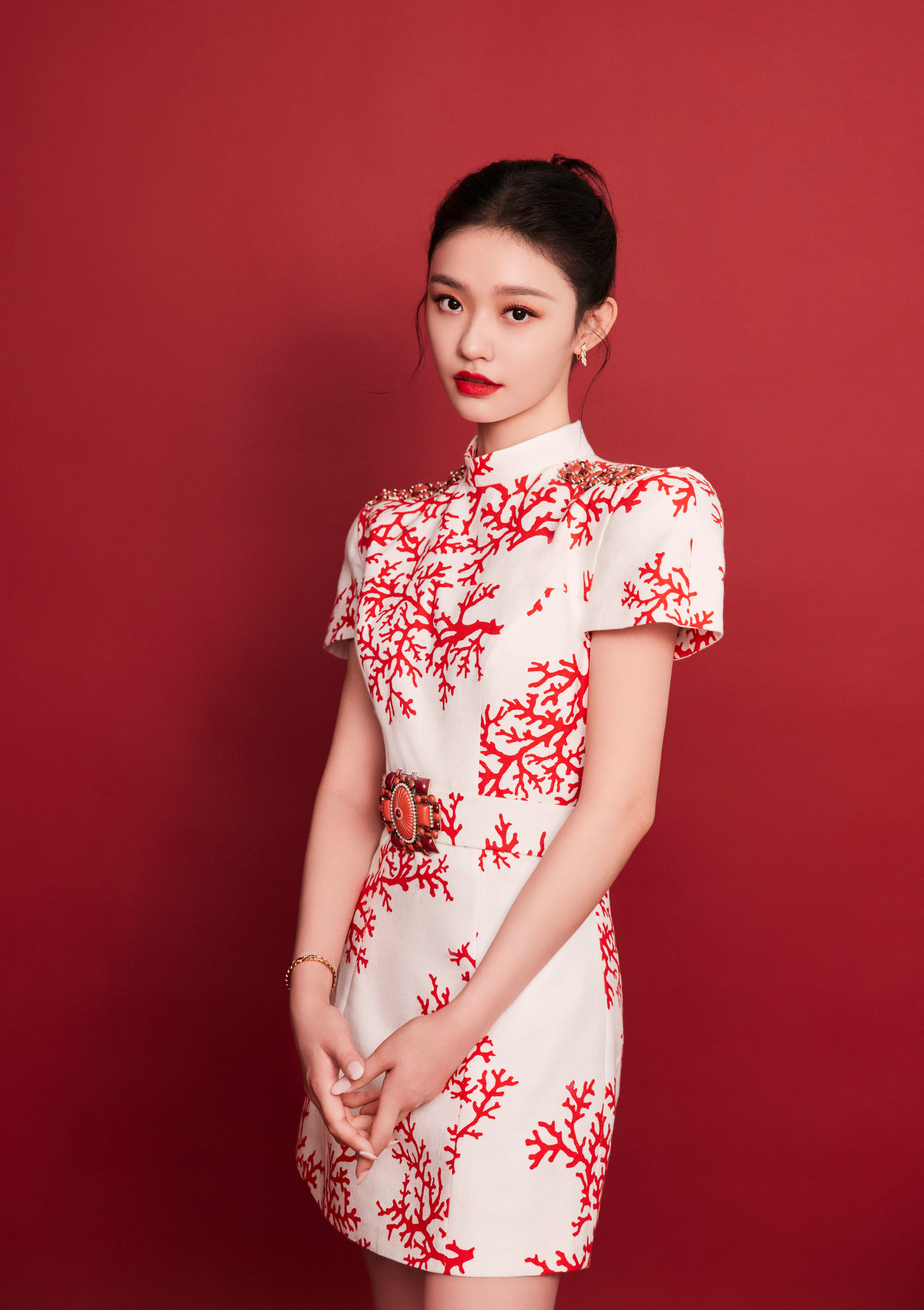 林允高清壁纸，还记得那条美人鱼吗