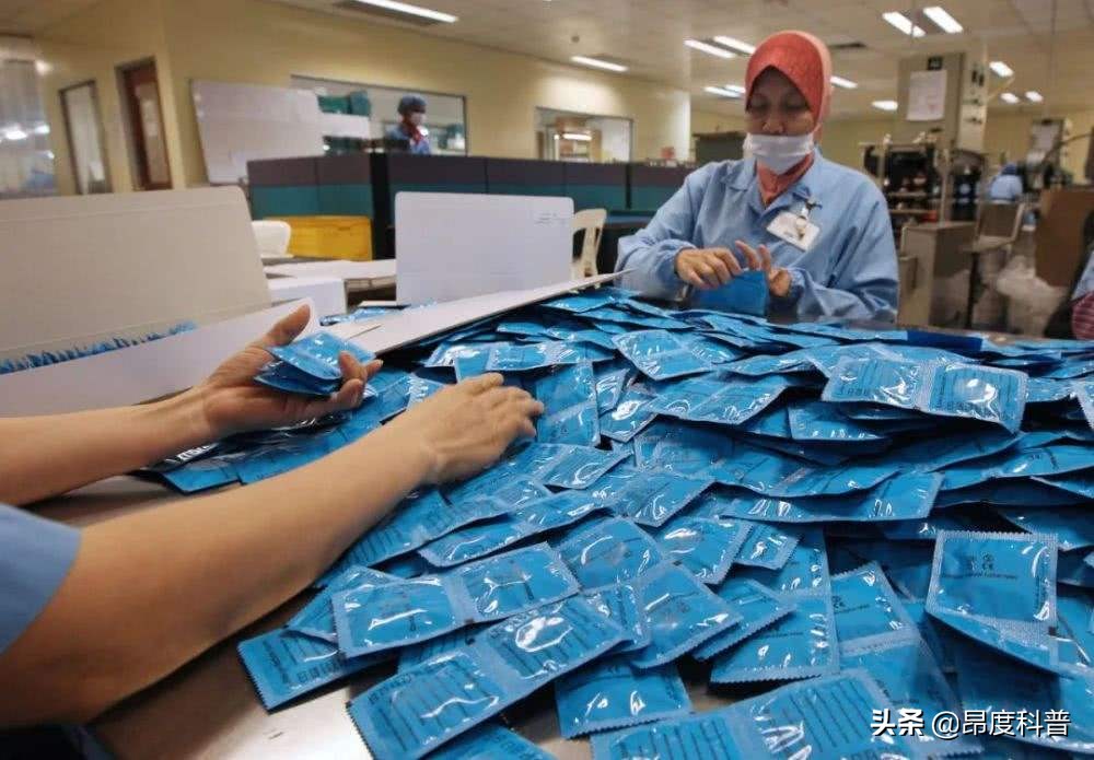 疫情期间“避孕套”销量不增反减，厂商转行做手套，背后有何原因