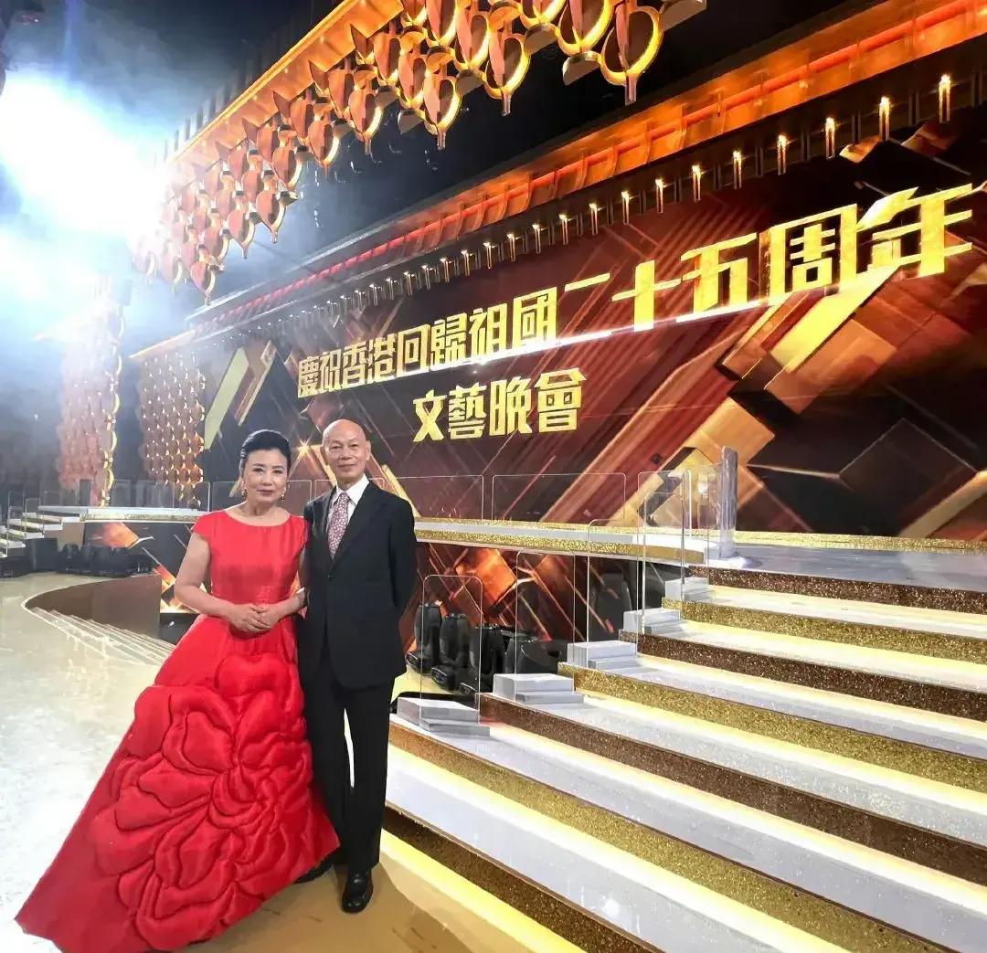 难忘的记忆：1998年香港回归一周年文艺晚会