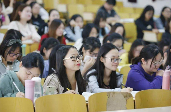 考生高考556分成功入学上交大，堪称高考锦鲤，是填报志愿的功劳