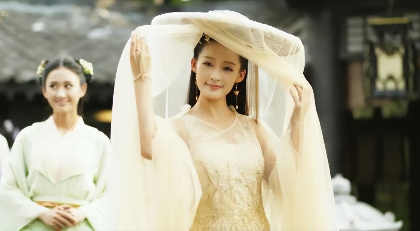 给“公主演得最好的10个演员”排个名，戚薇倒数，赵丽颖仅排第五