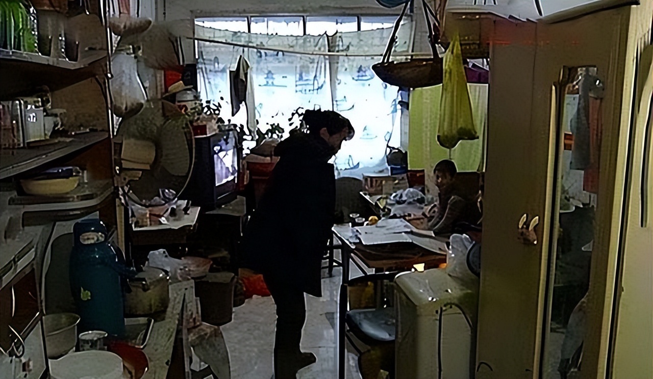 2011年贵州女子代人买彩票，中了五百万