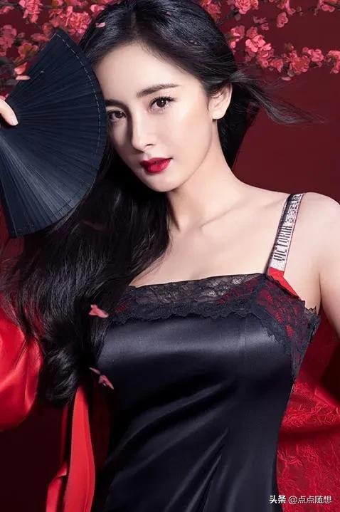 四小花旦之首--杨 幂