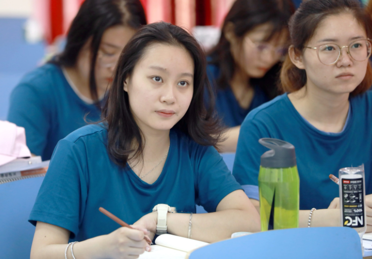 同样是上985，考研上和高考上有啥区别？资深教授一语点醒梦中人