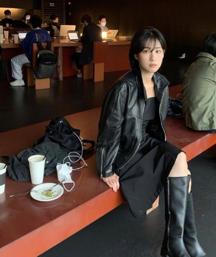热播剧《达利和土豆汤》女主 私下舒服可人的短发模样太爱了