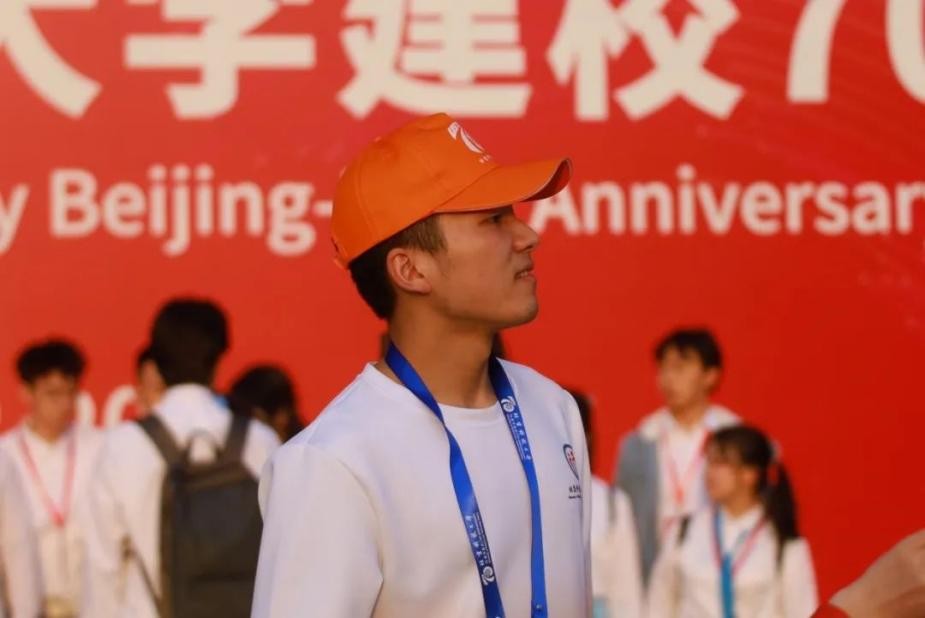 帅气！北京学霸军人：服役部队，负责保密工作，退役复学成为专业第一！