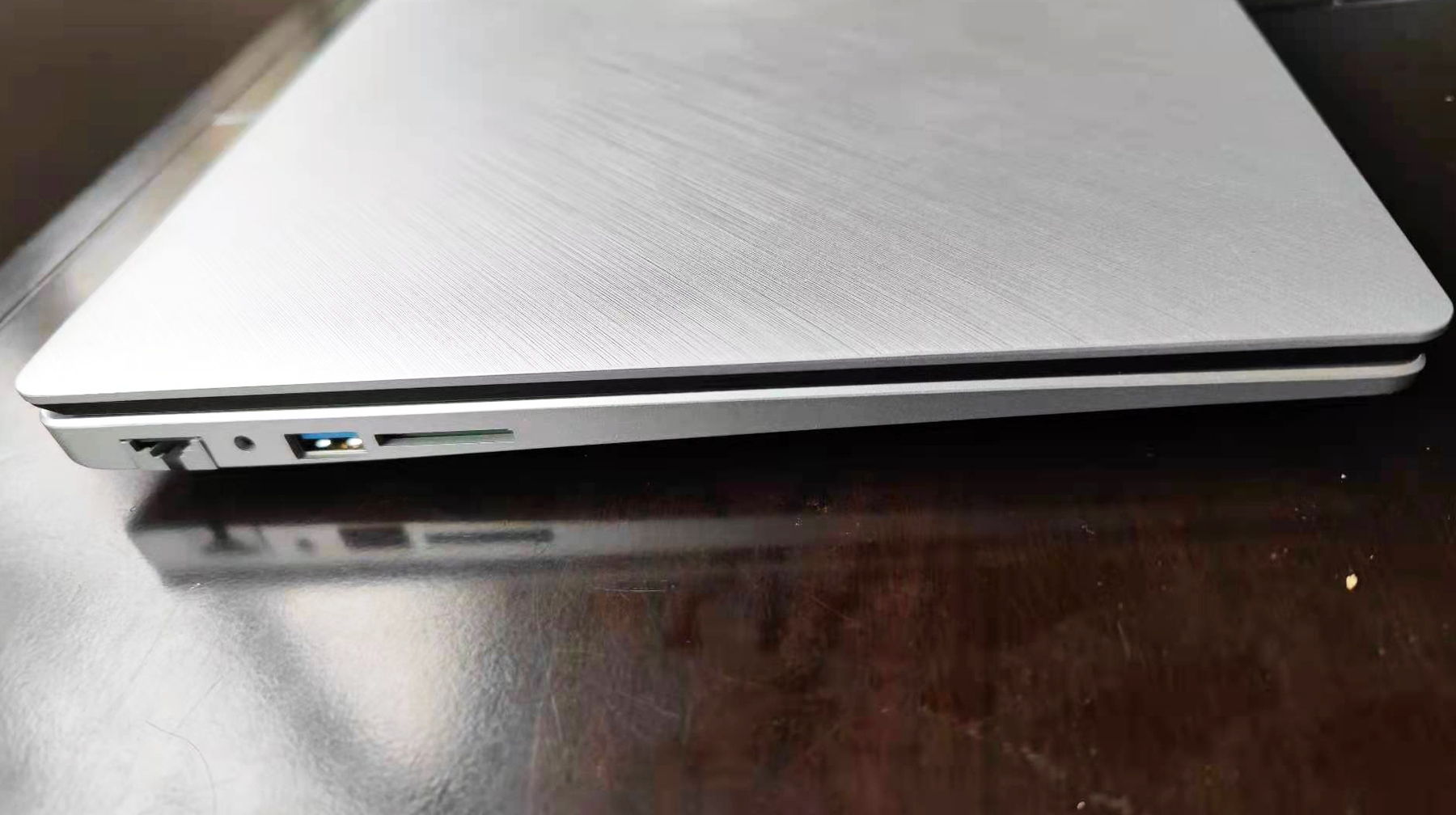 r12pro内置的处理器是英特尔赛扬j4115,熟悉英特尔处理器命名规则的