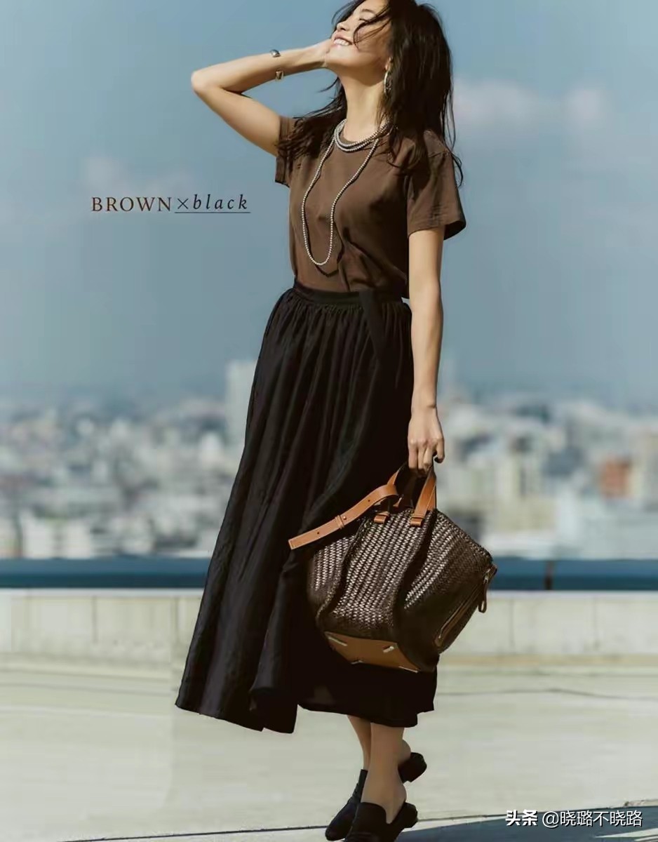 中年女人：夏天哪些衣服该穿，哪些不该穿？穿错容易被说装嫩