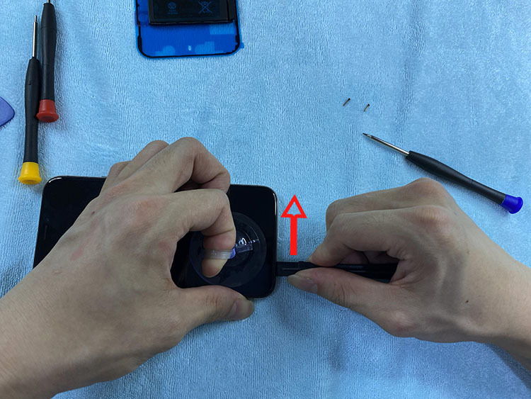 iPhone XS MAX更换大容量电池，续航直接翻倍，看完你也可以自己换