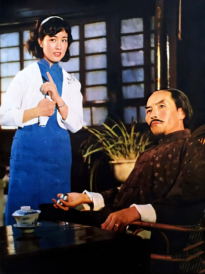 新中国首部武打片《神秘的大佛》，刘晓庆主演，男主为何默默无闻