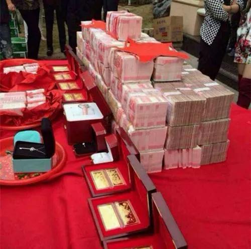 订婚跟结婚都要送聘礼跟聘金吗（订婚需要下聘礼吗）