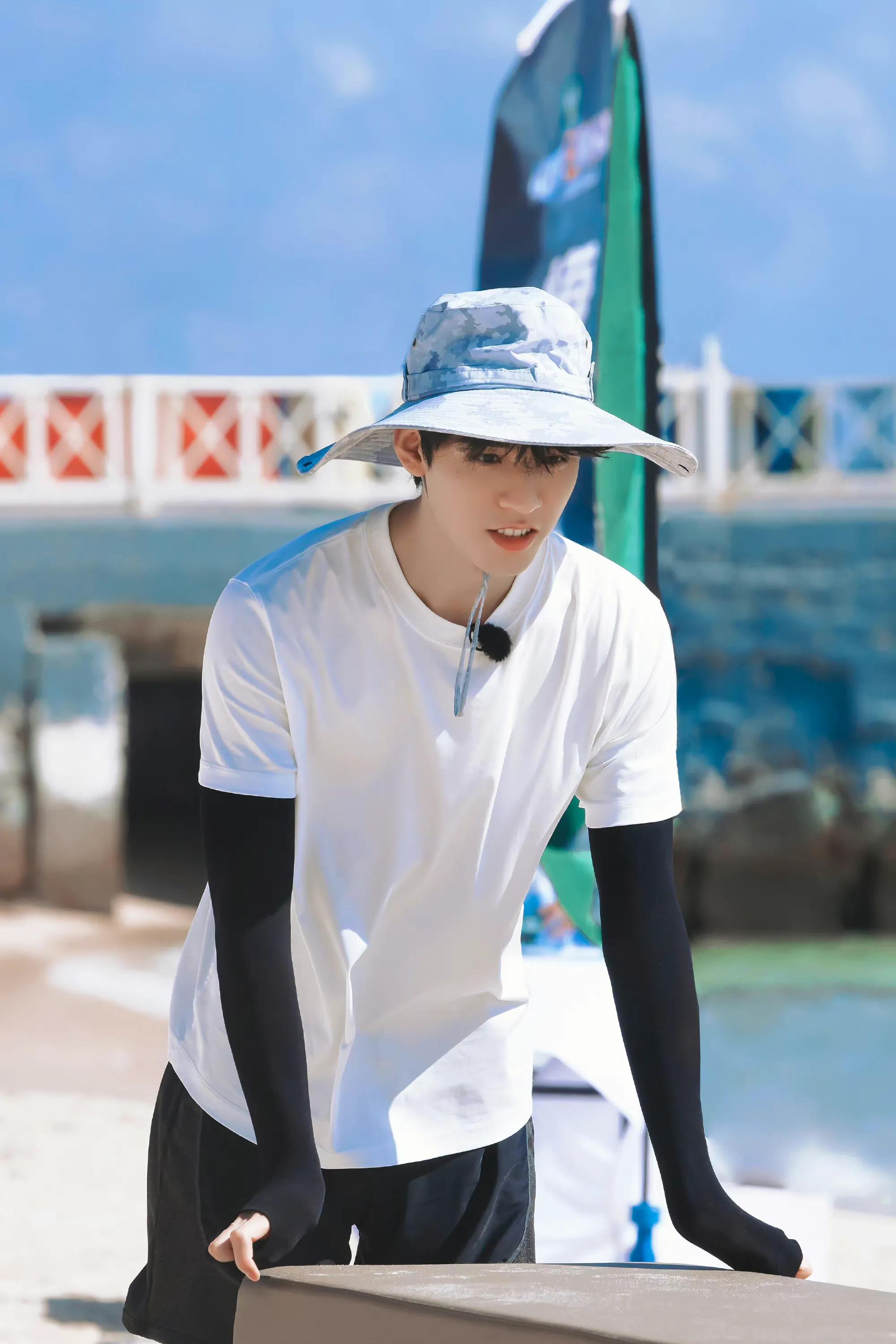 龚俊近期造型合集